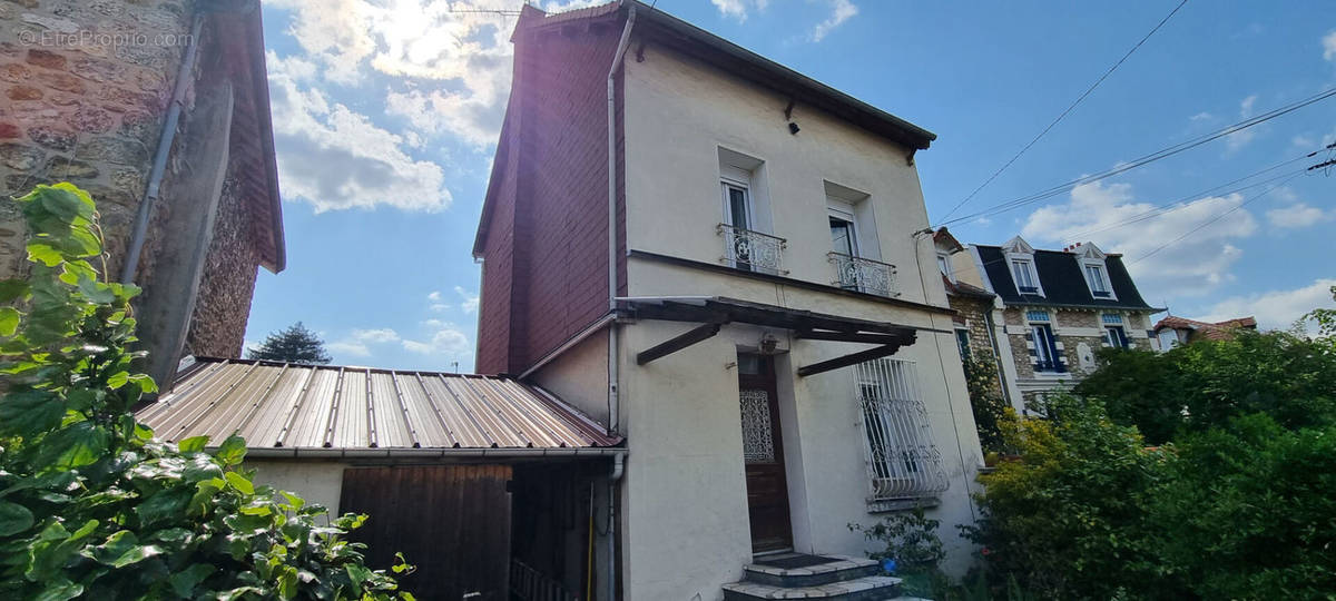 Maison à SAINT-LEU-LA-FORET