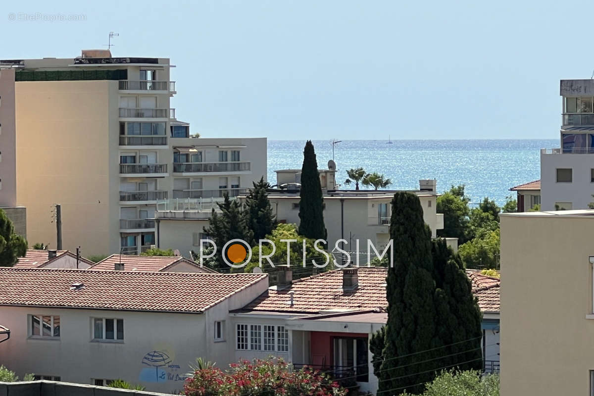 Appartement à CAGNES-SUR-MER