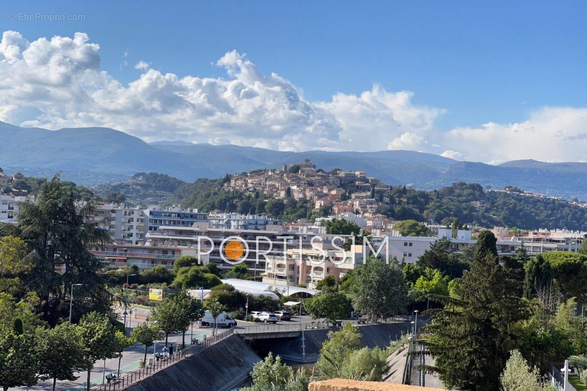 Appartement à CAGNES-SUR-MER