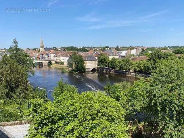 Appartement à ARGENTON-SUR-CREUSE