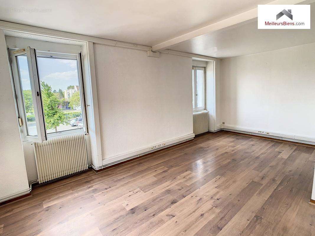 Appartement à MONTCEAU-LES-MINES