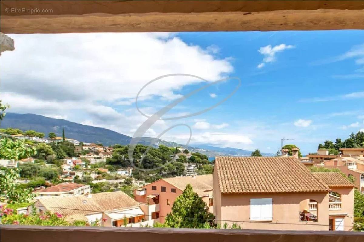 Maison à ROQUEBRUNE-CAP-MARTIN