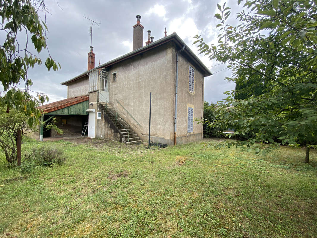 Maison à CHAGNY