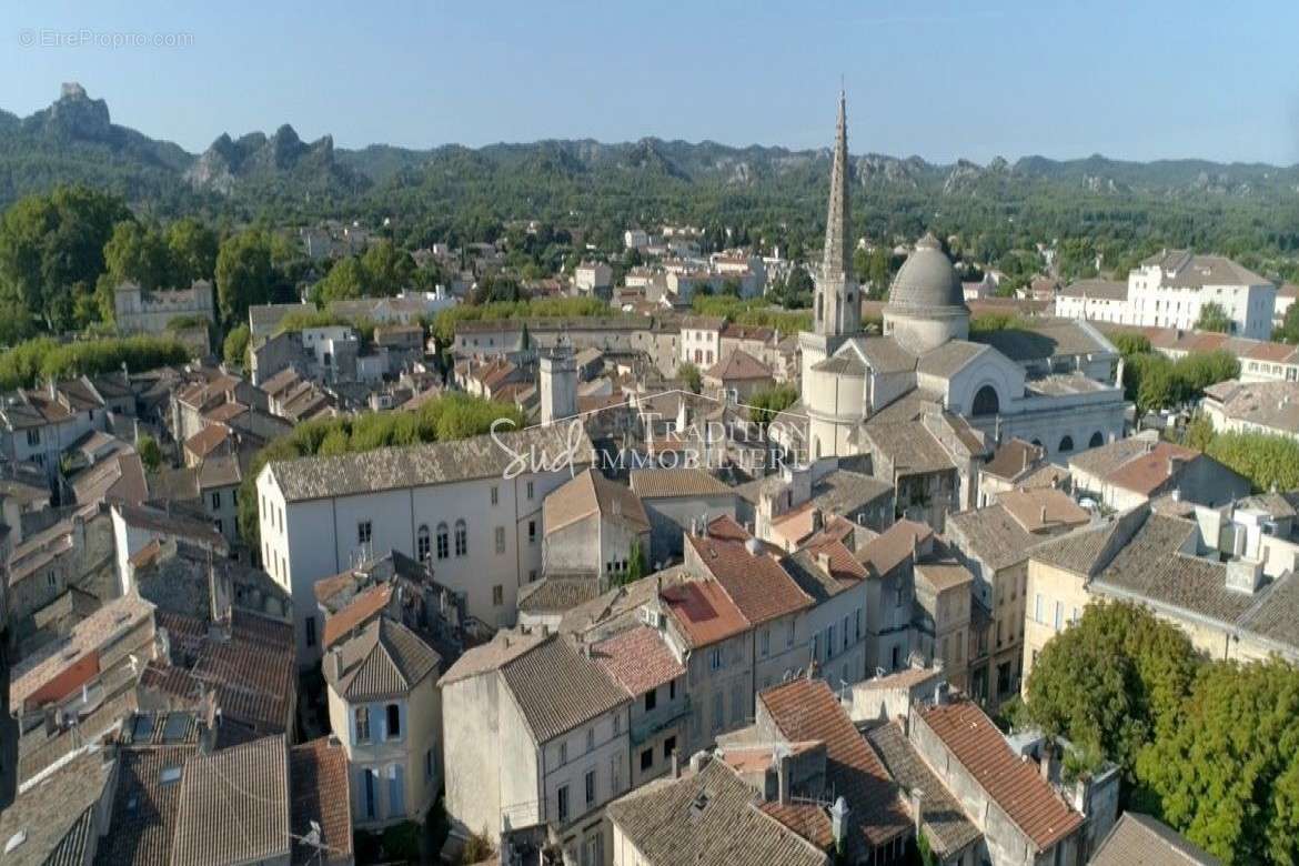 Maison à SAINT-REMY-DE-PROVENCE