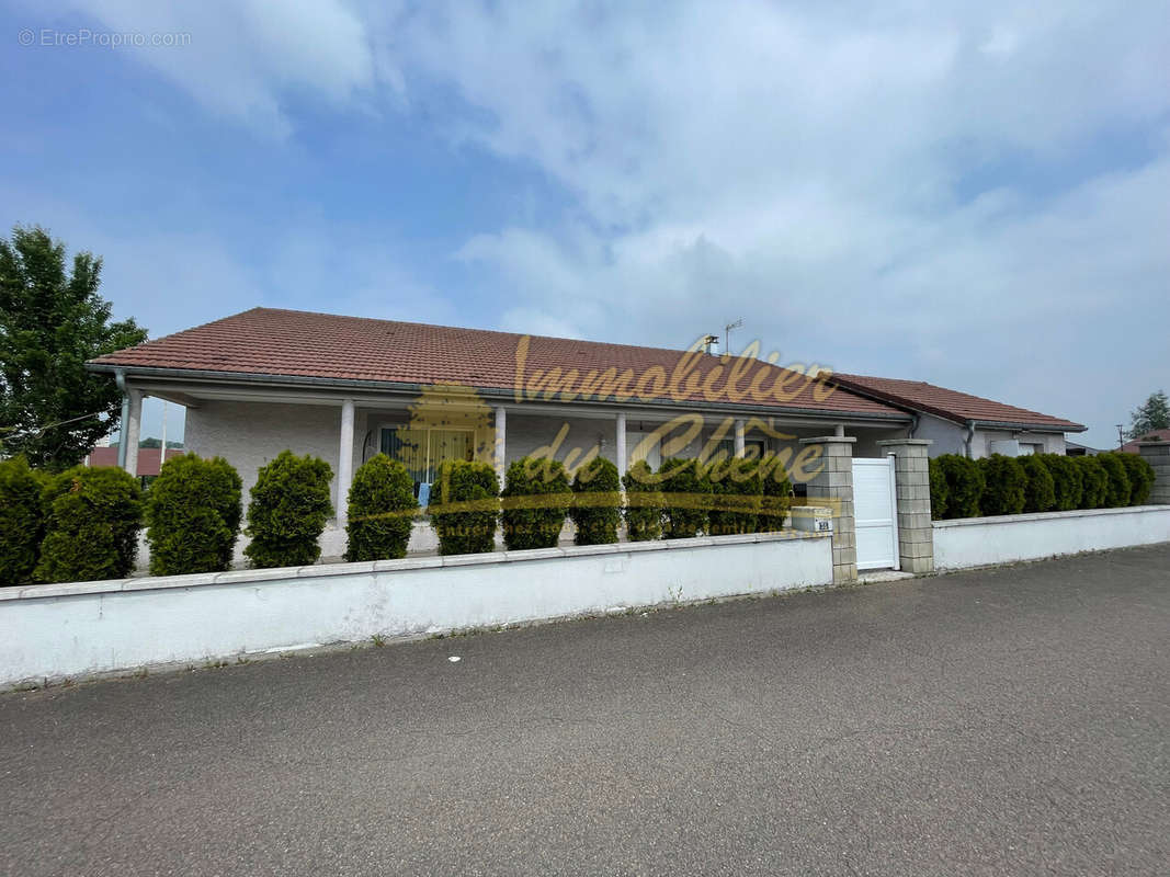 Maison à LUXEUIL-LES-BAINS