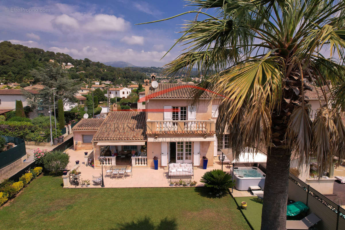 Maison à LA COLLE-SUR-LOUP