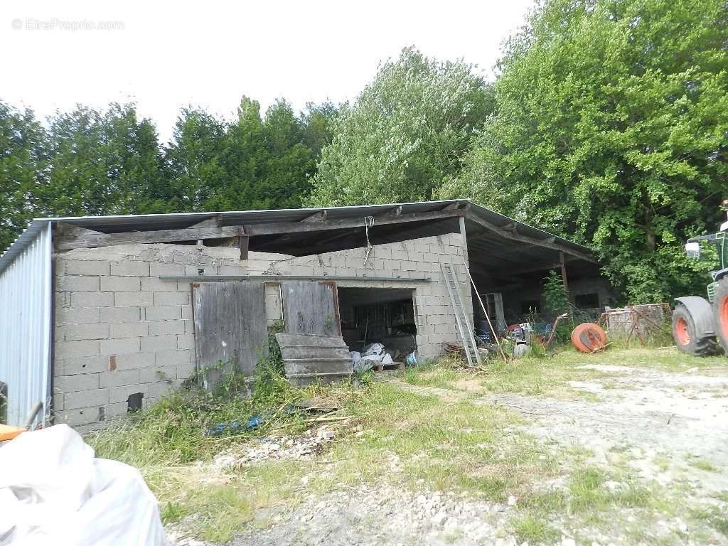 Maison à SAINT-PIERRE-SUR-DIVES