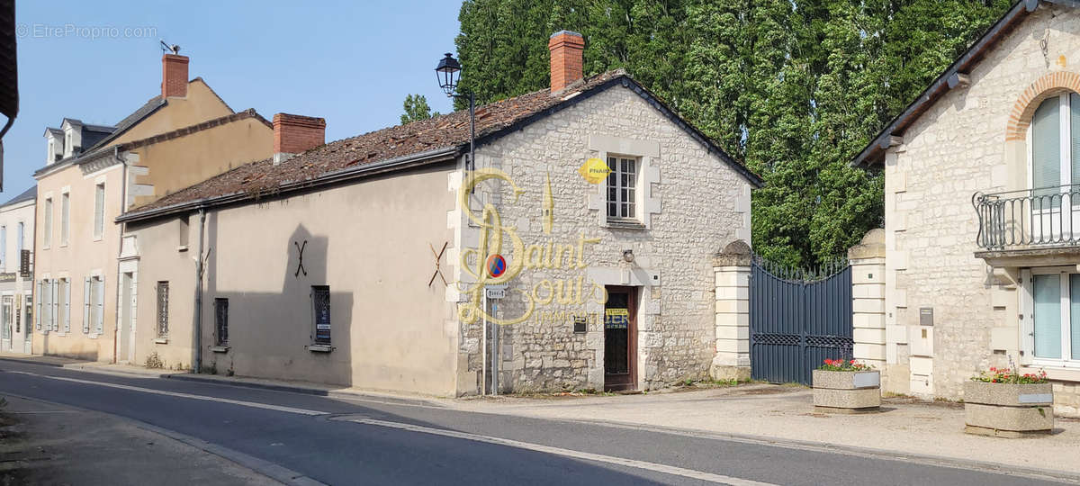 Maison à CHAMPIGNY-SUR-VEUDE