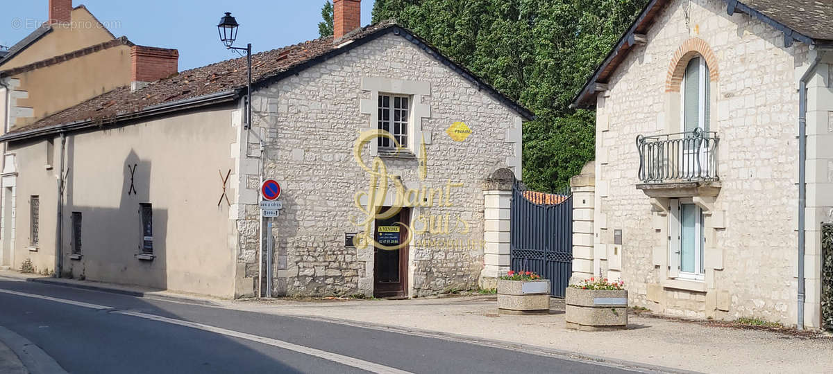 Maison à CHAMPIGNY-SUR-VEUDE