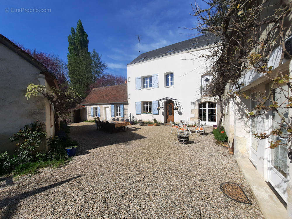 Maison à LOCHES