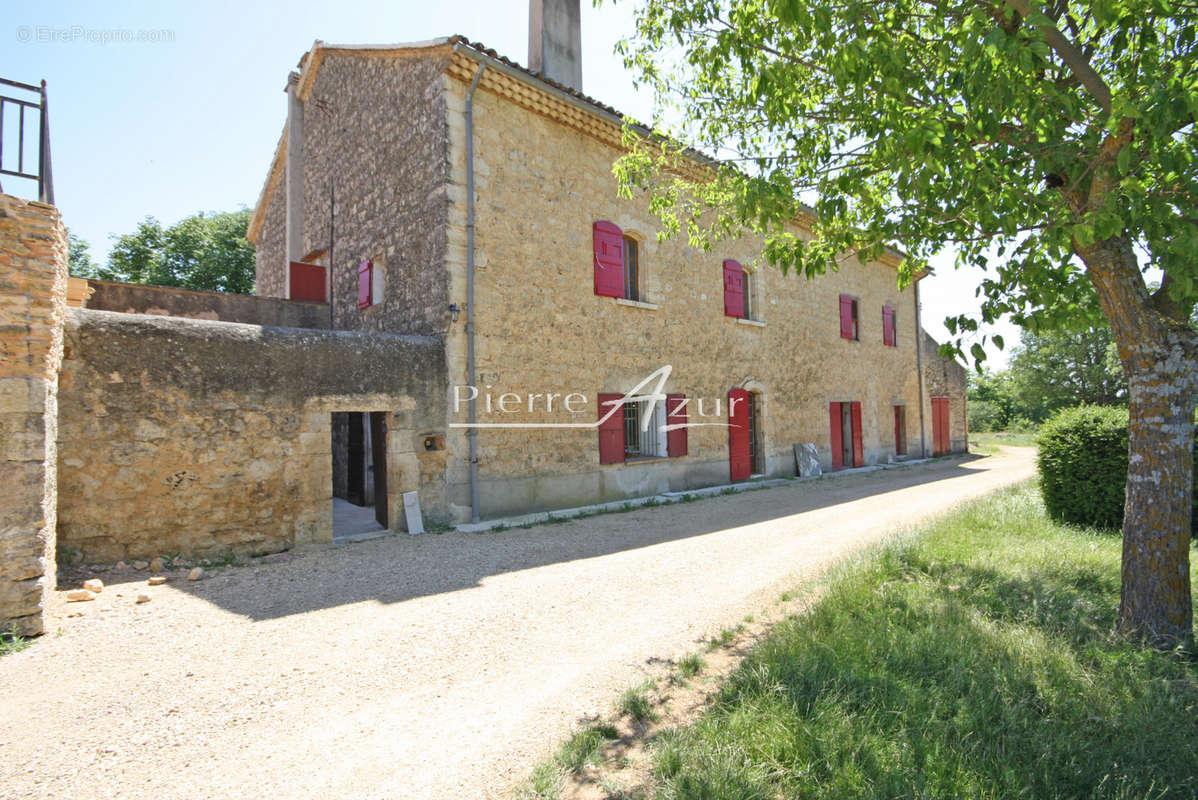 Maison à AUPS