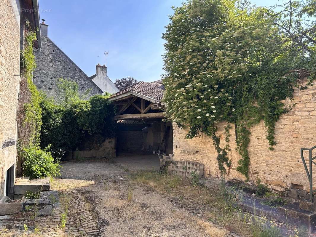 Maison à BEAUNE