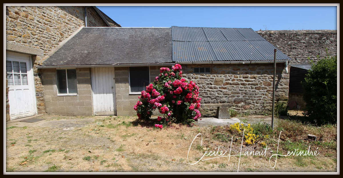 Maison à PLEINE-FOUGERES