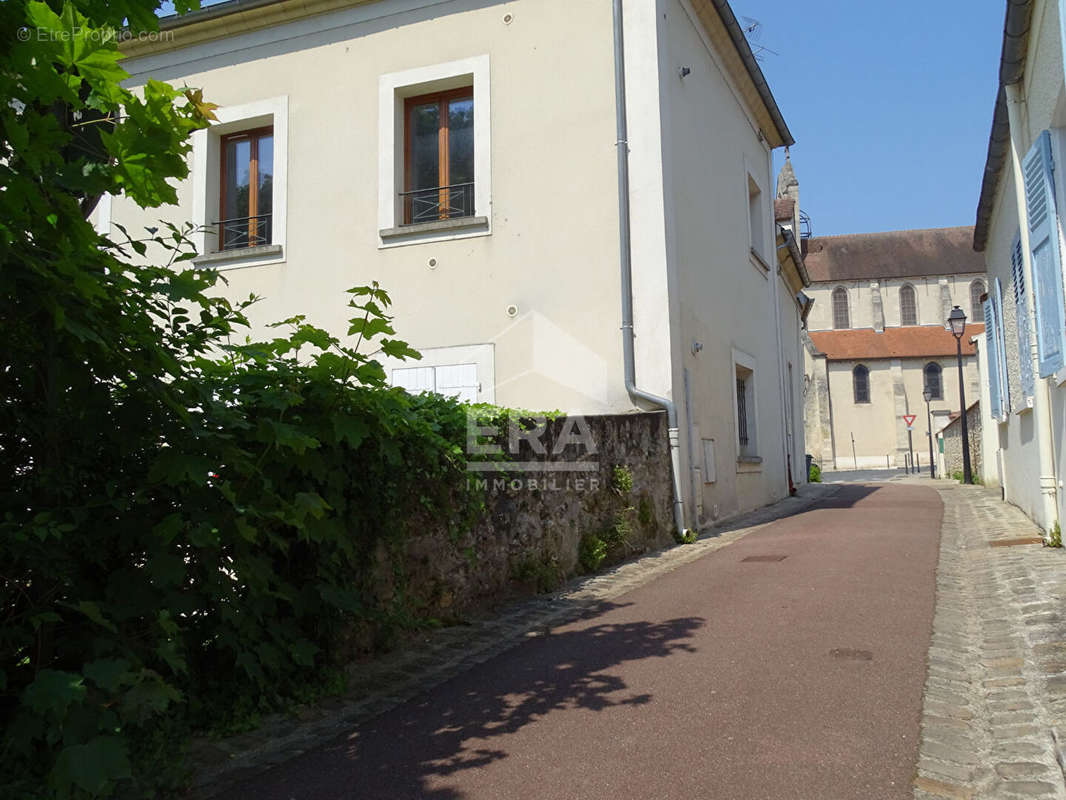 Appartement à SAINT-GERMAIN-LES-CORBEIL