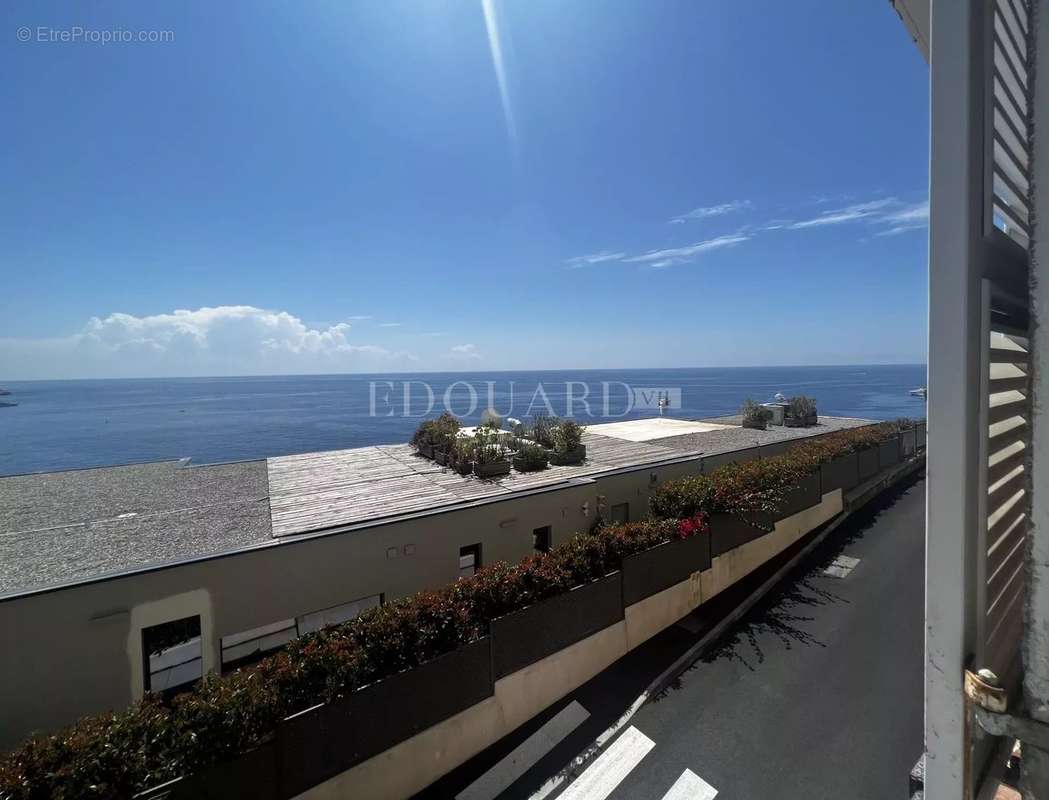 Appartement à ROQUEBRUNE-CAP-MARTIN