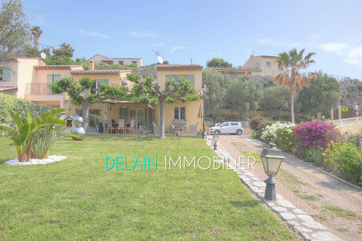 Maison à CAGNES-SUR-MER