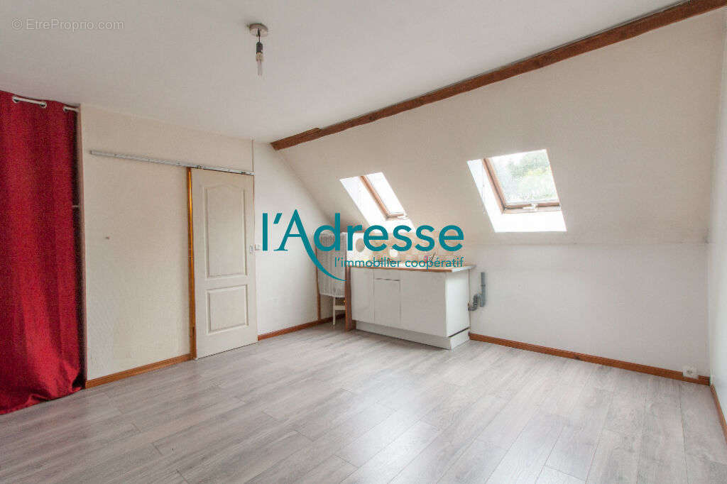 Appartement à OINVILLE-SUR-MONTCIENT