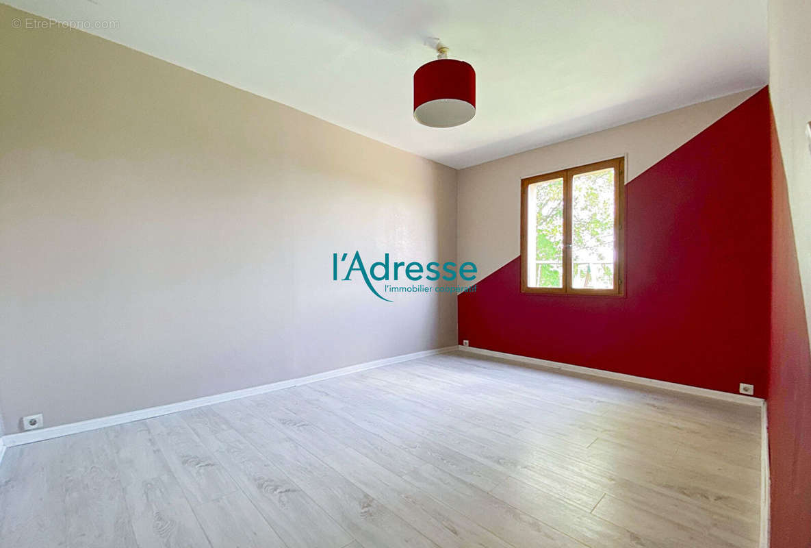 Appartement à OINVILLE-SUR-MONTCIENT