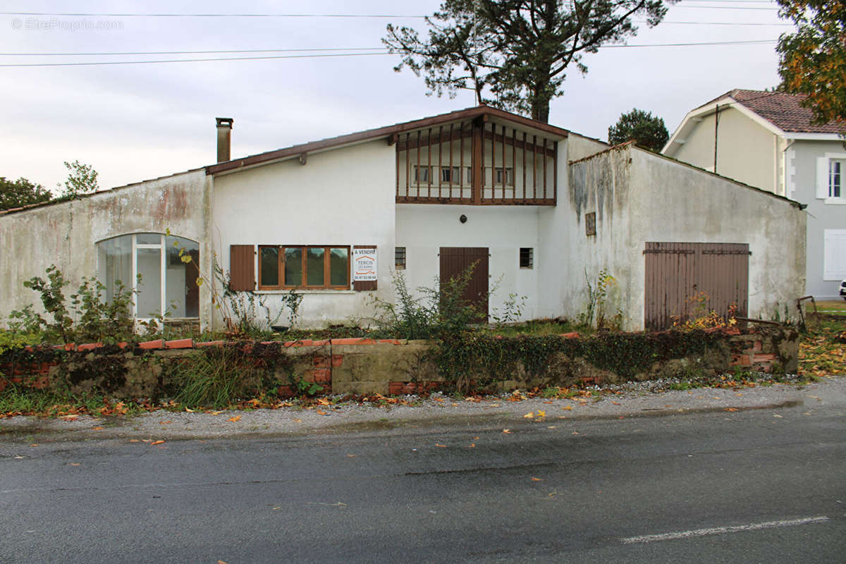 Maison à HEUGAS