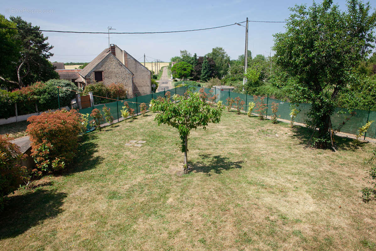 Maison à VILLEBOUGIS