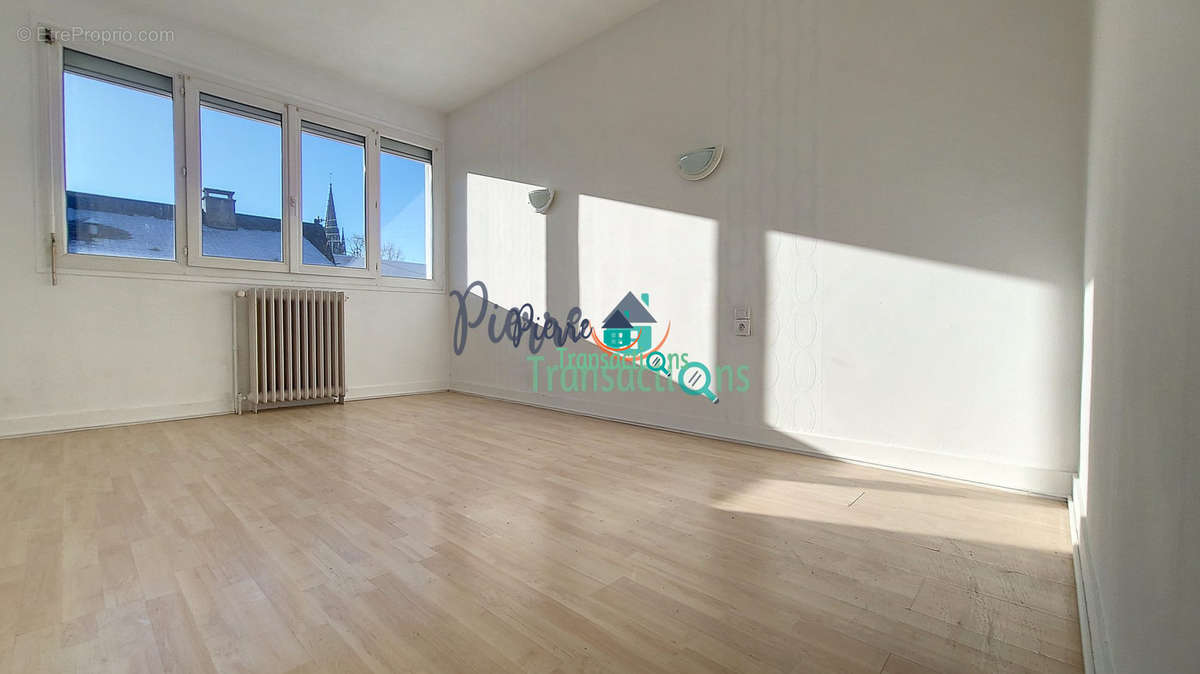 Appartement à LILLEBONNE