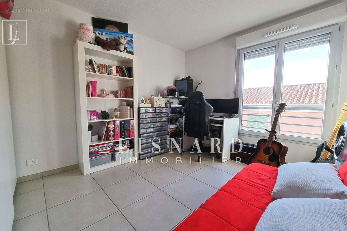 Appartement à VALLAURIS