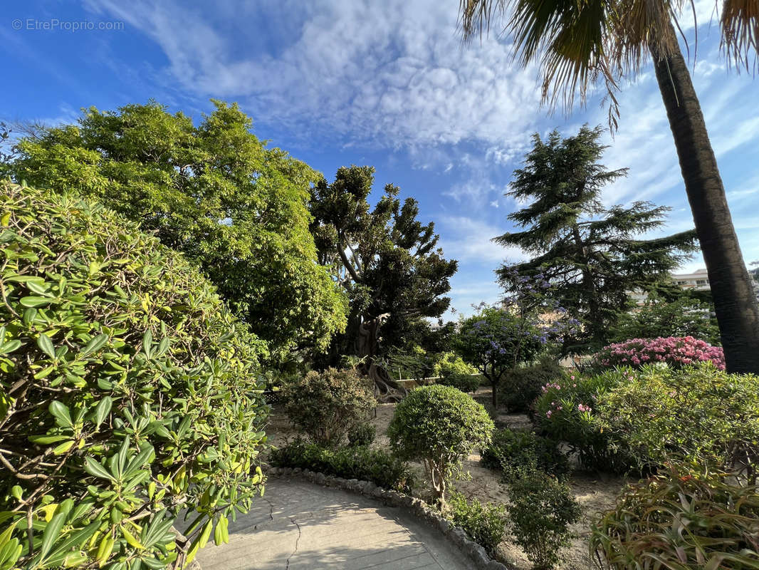 Appartement à MENTON