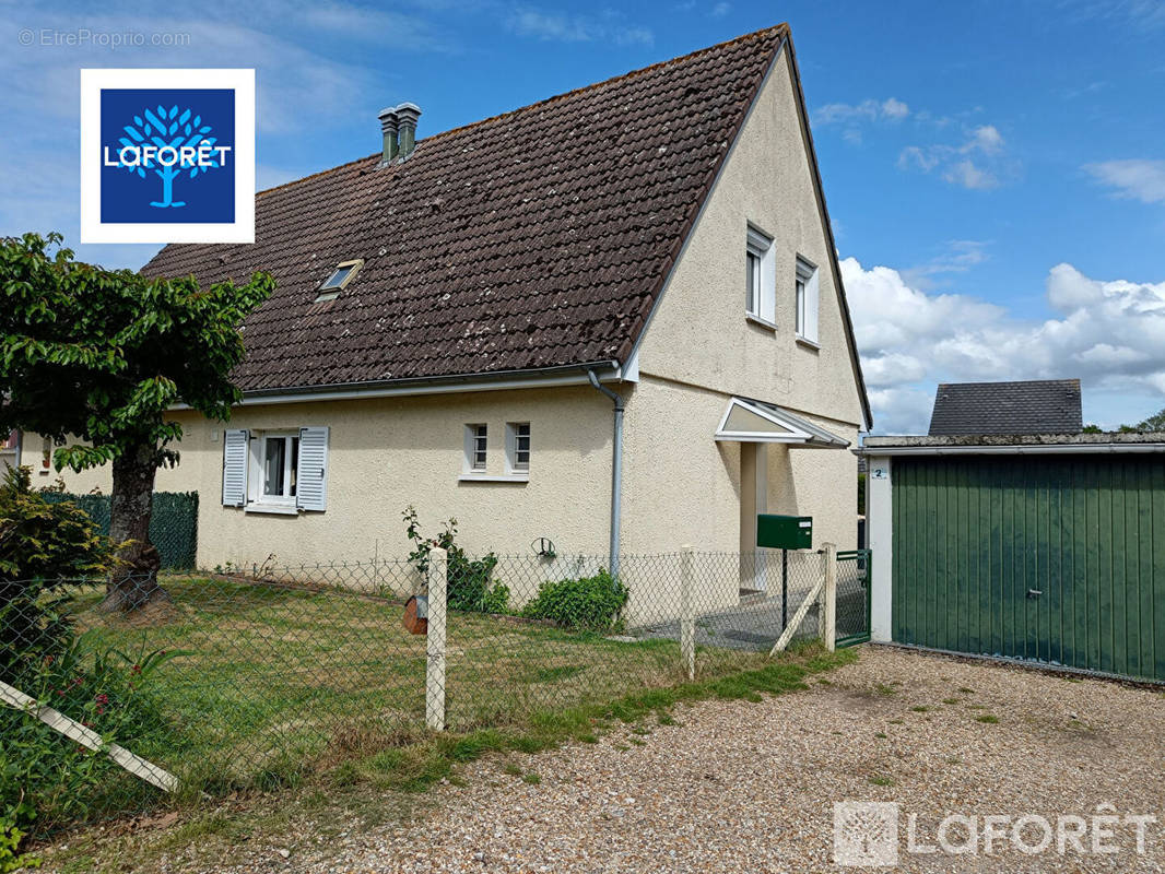 Maison à BERNAY