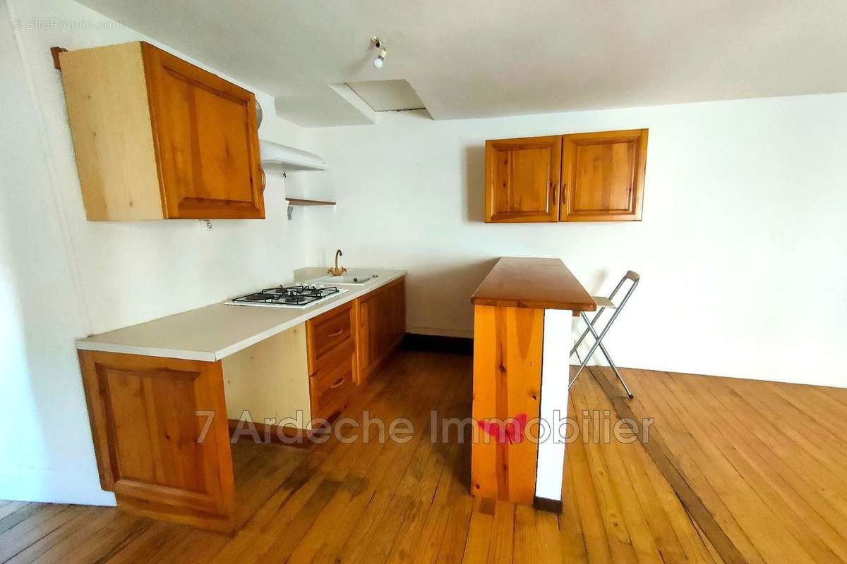 Appartement à AUBENAS