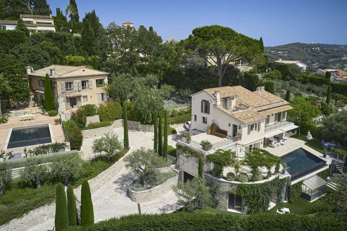 Maison à MOUGINS