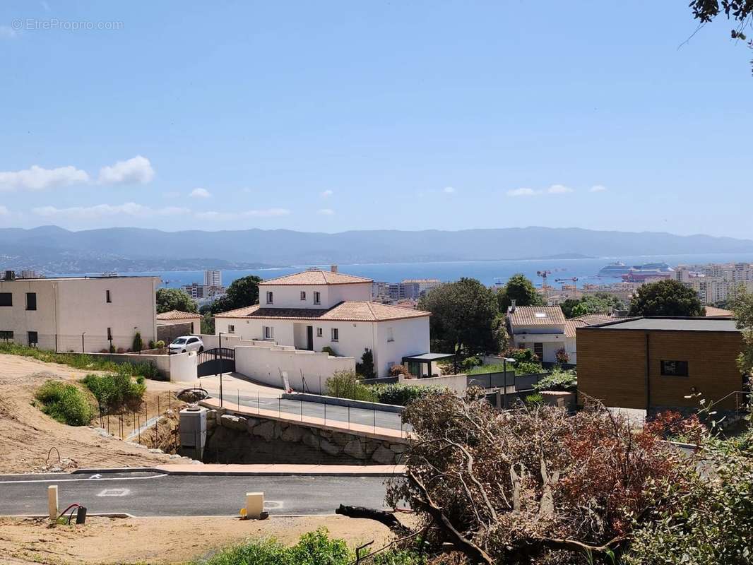 Terrain à AJACCIO