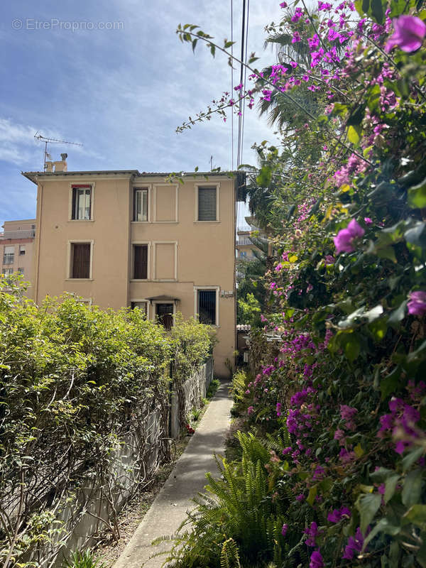 Appartement à MENTON