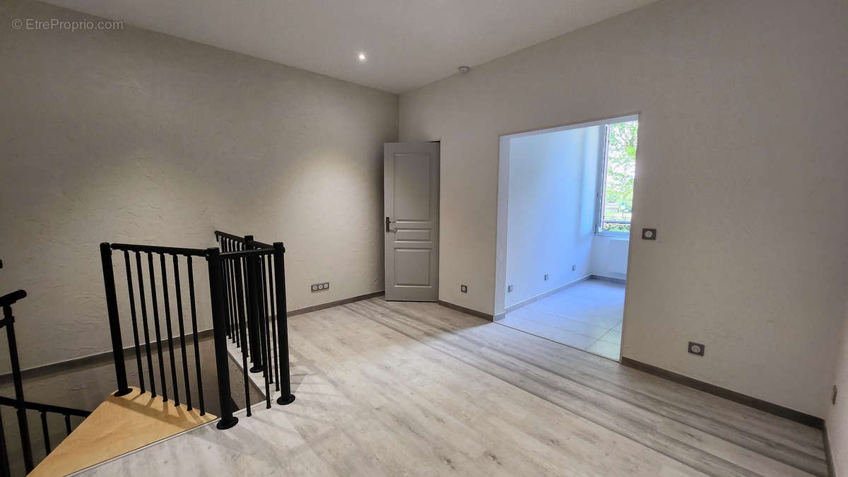 Appartement à NEMOURS