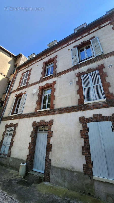 Appartement à NEMOURS