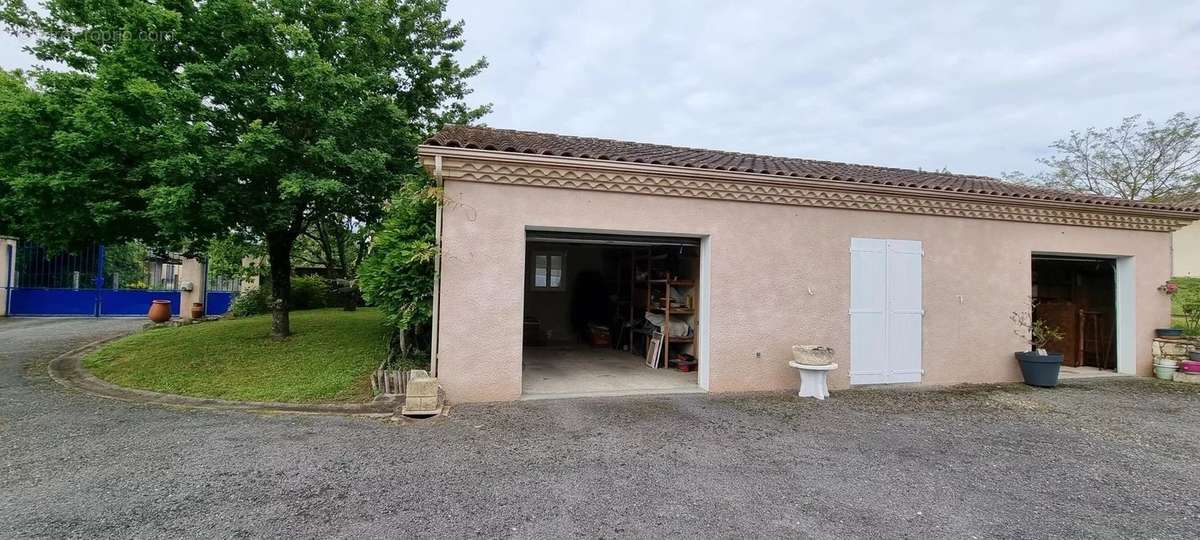 Maison à SAINT-PIERRE-D&#039;EYRAUD