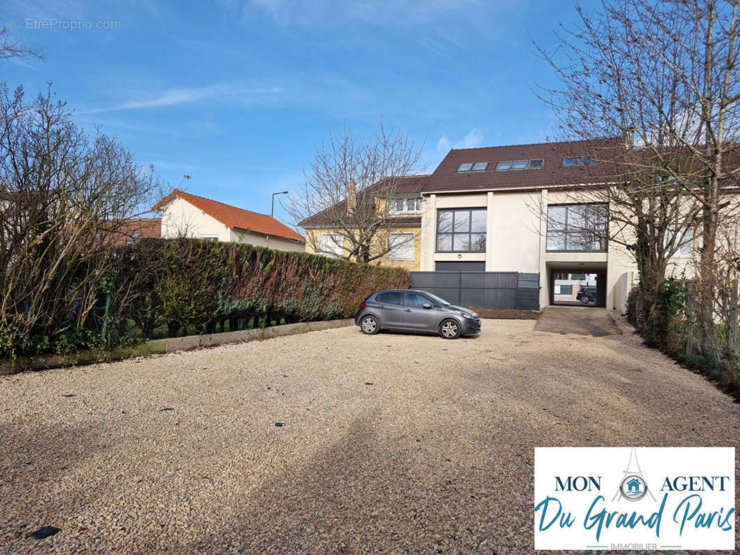 Appartement à VERSAILLES