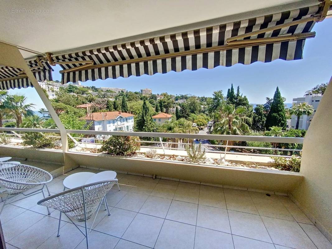 Appartement à CANNES