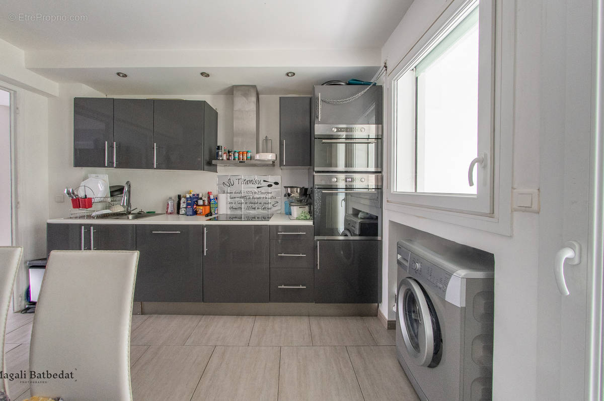 Appartement à MARSEILLE-8E