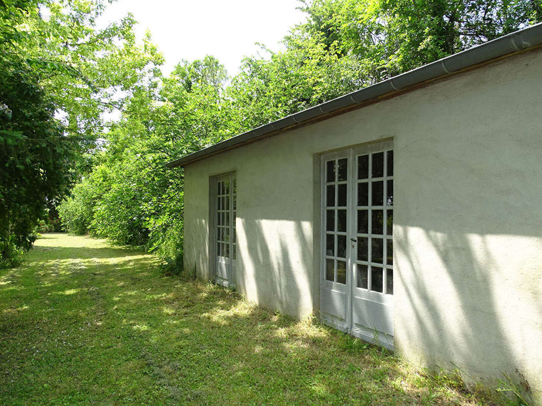 Autre à BEAULIEU-LES-LOCHES