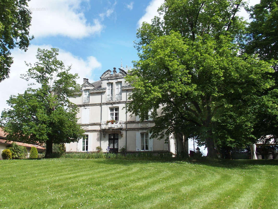 Maison à VILLENEUVE-SUR-LOT