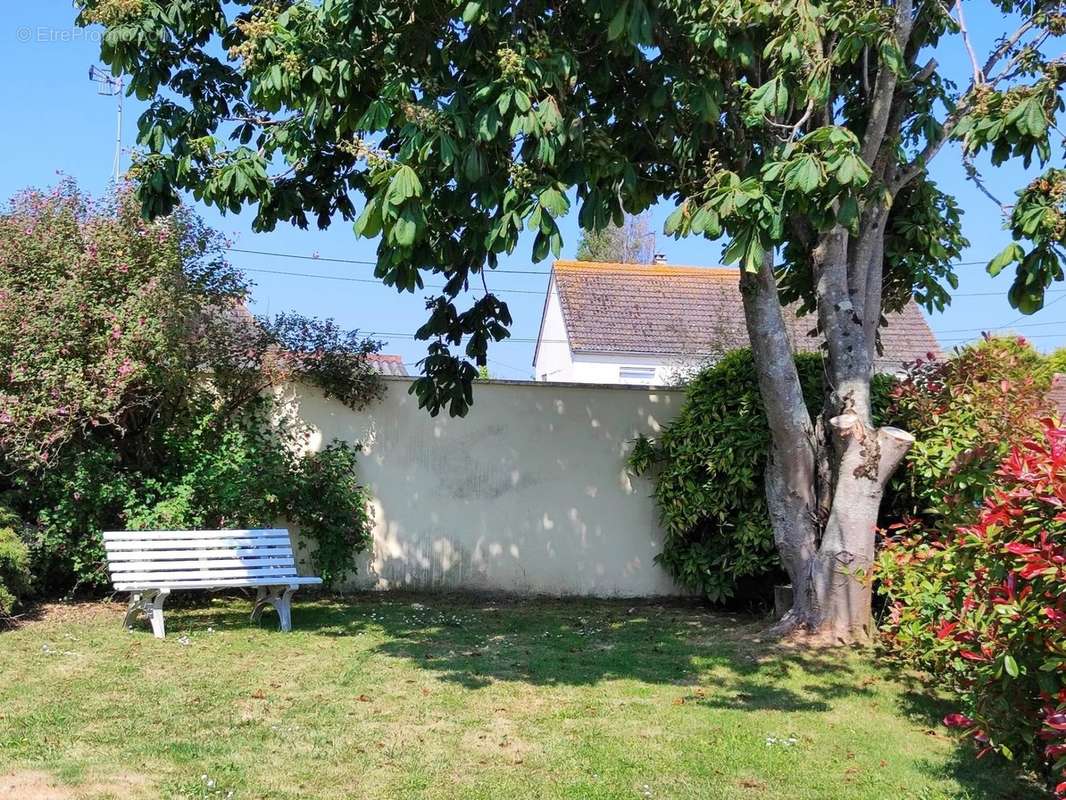 Maison à SAINT-VAAST-LA-HOUGUE