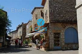 Appartement à CHATEAUNEUF-GRASSE