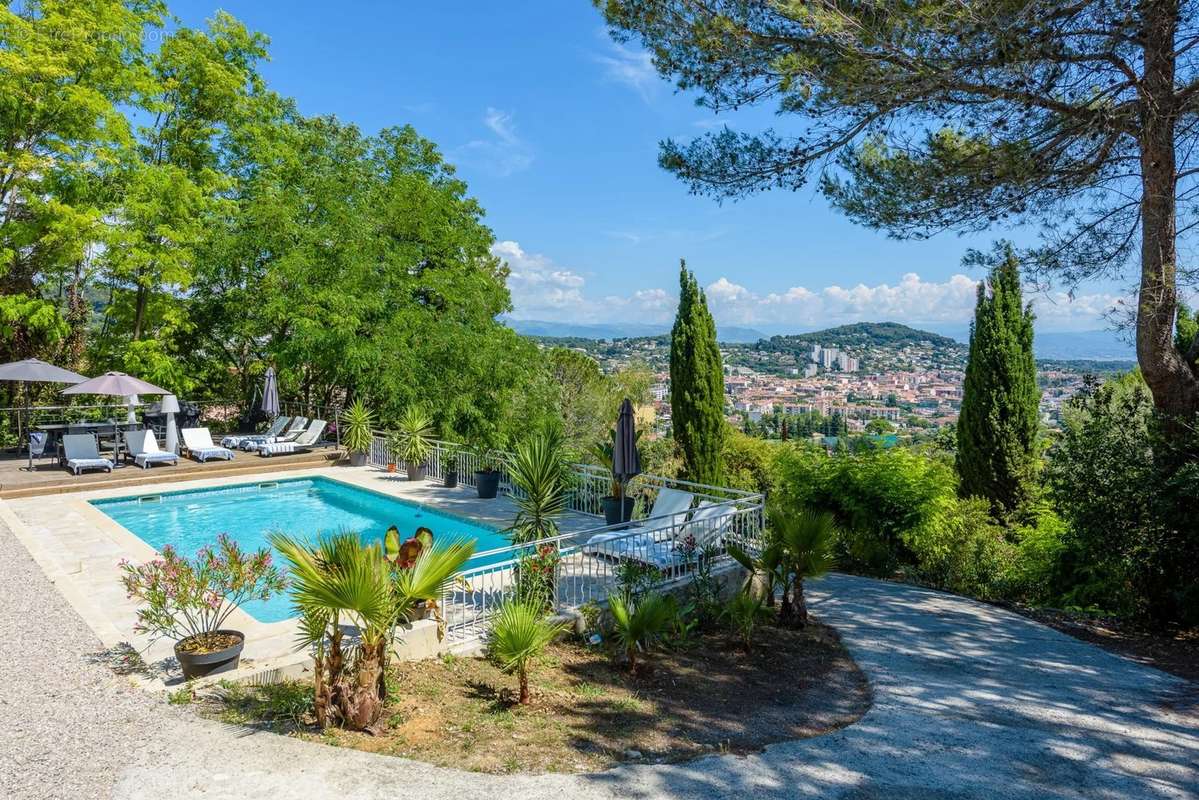 Maison à CANNES