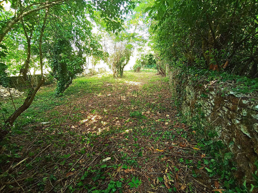 Maison à CONDAC