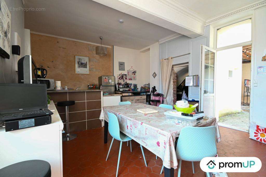 Appartement à VILLENEUVE-SUR-YONNE