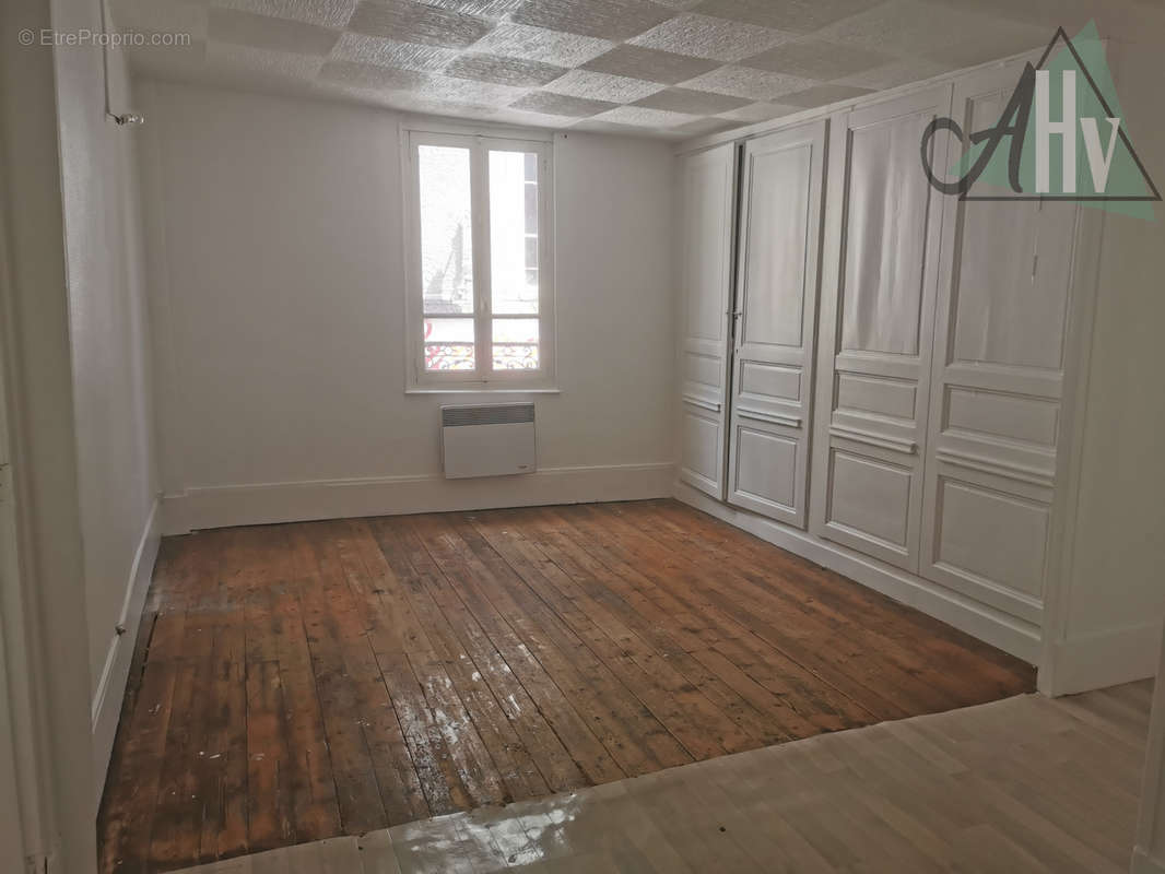 Appartement à BRAY-SUR-SEINE