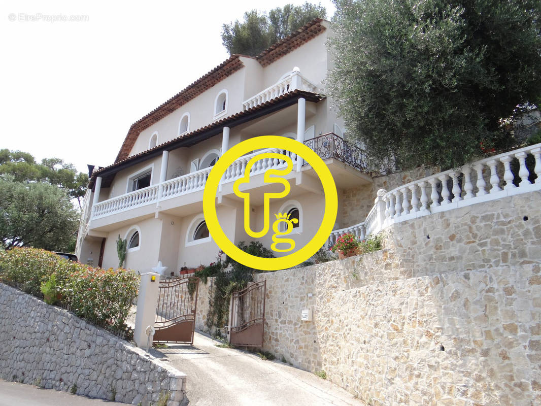 Maison à ROQUEBRUNE-CAP-MARTIN