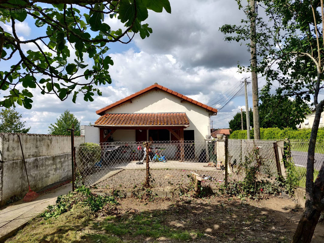 Appartement à RABASTENS-DE-BIGORRE