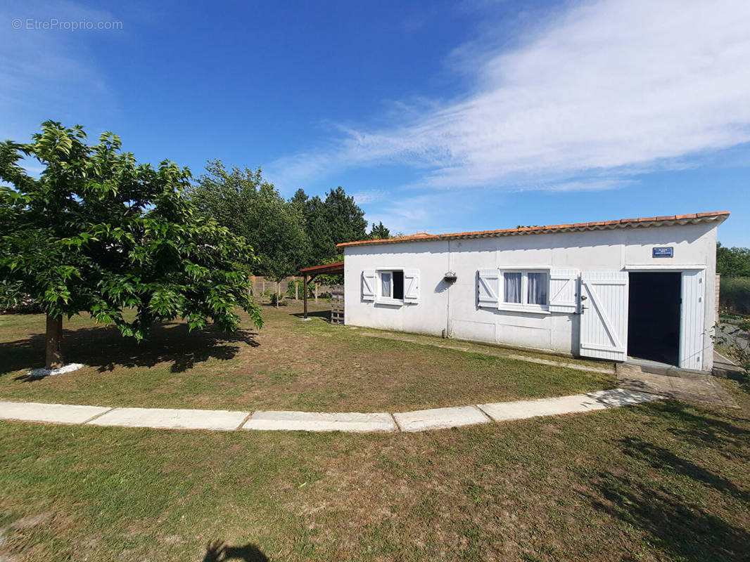 Maison à SAINT-MICHEL-EN-L&#039;HERM