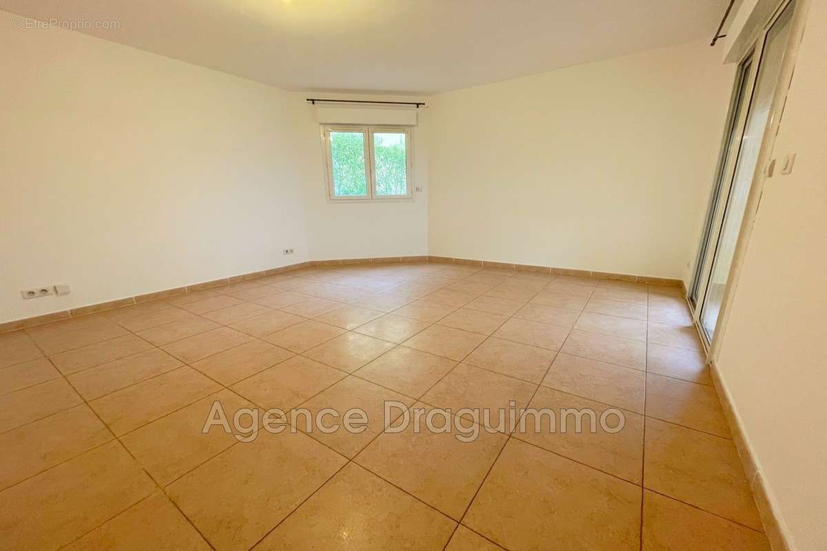 Appartement à DRAGUIGNAN